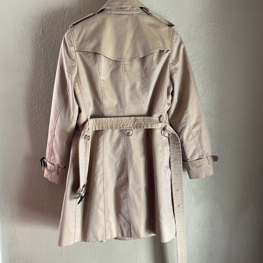 Burberry Kensington Trench Coat, sz 8